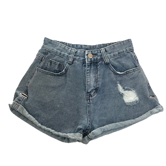 HIGH WAISTED DISTRESSED JEANS SHORTS IN MEDIUM SIZE waist 26 inches - Picture 3 of 6
